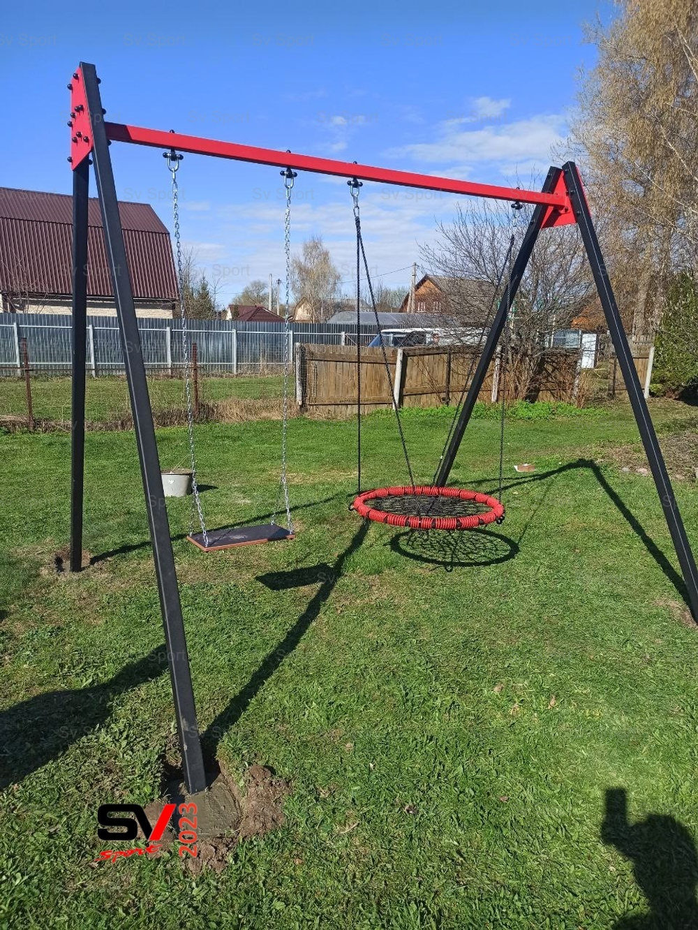 Монтаж уличных качелей Sv Sport