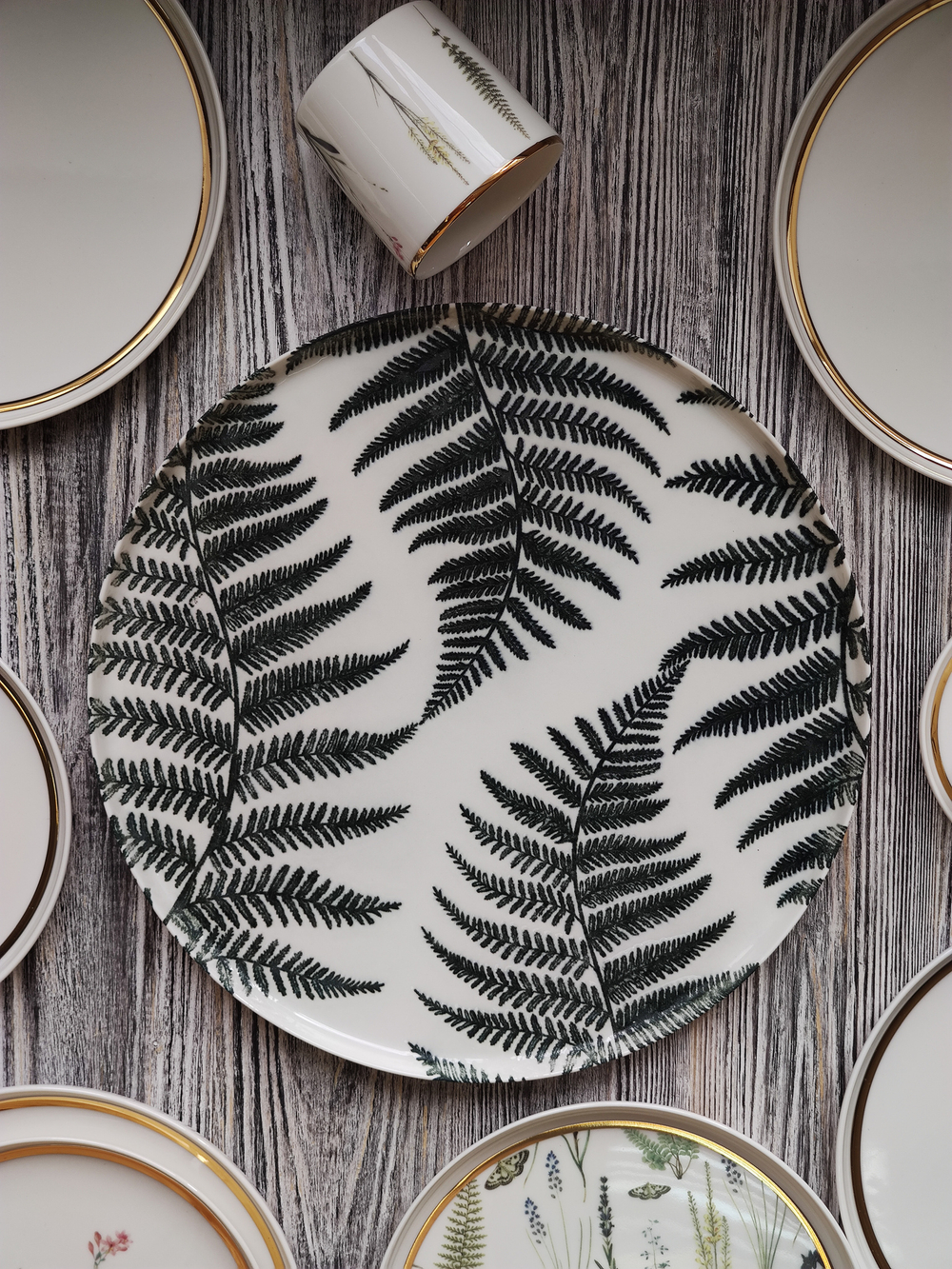 Тарелка подстановочная 31cm BOTANICAL