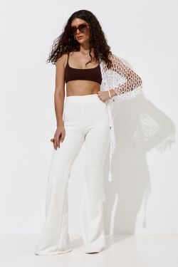 Джоггеры клеш кремового цвета