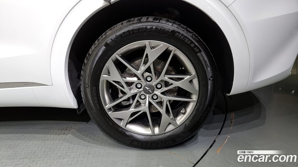 Genesis GV70 2.5T Бензин AWD (03.2022)