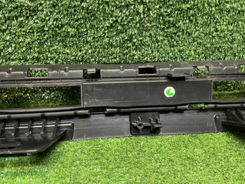 Решетка переднего бампера Haval H3 (2024-н.в.)