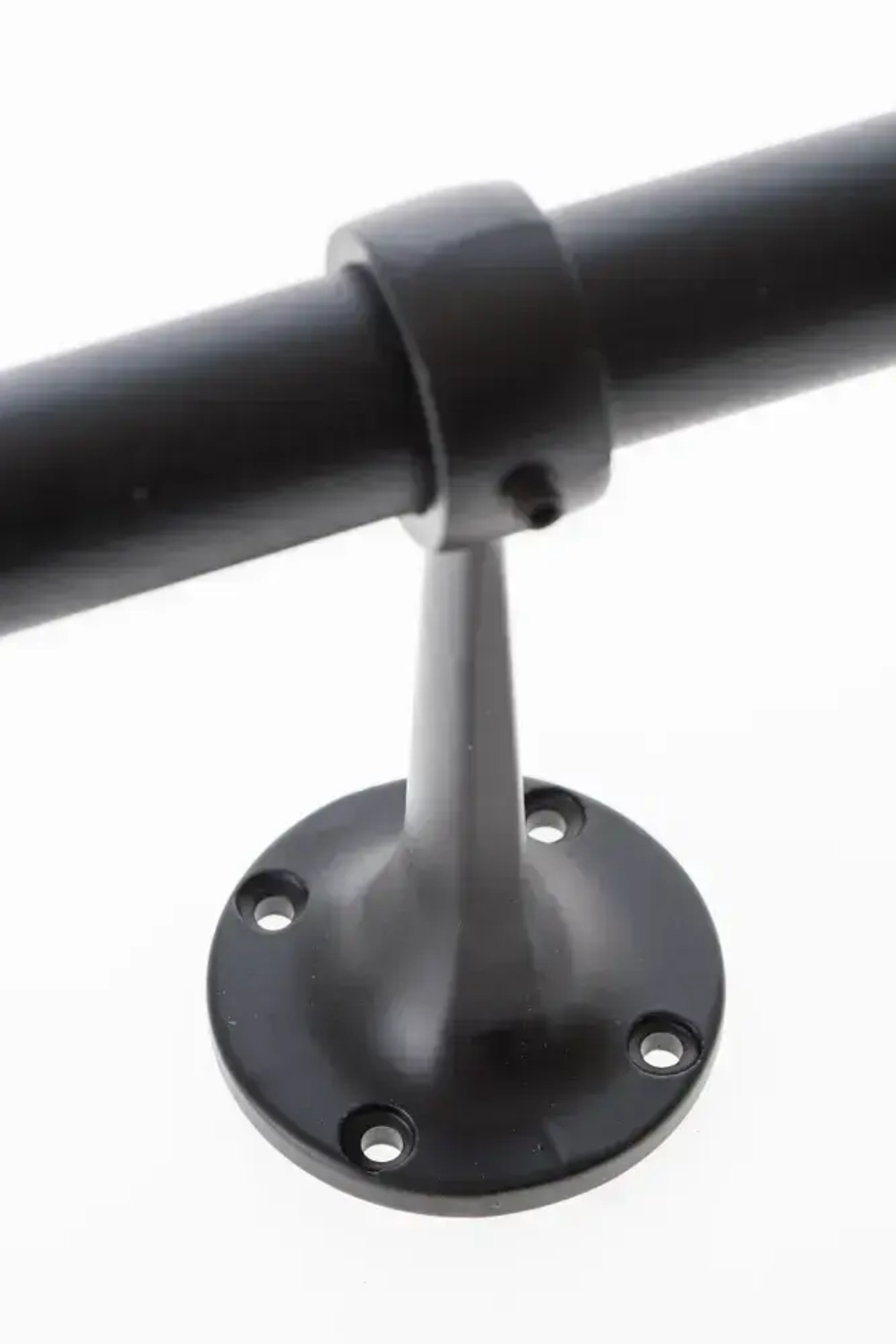 Держатель трубы d25мм дистанционный L112,5мм, jk58 цвет черный, комплект 2шт. диаметром 25мм. Джокер