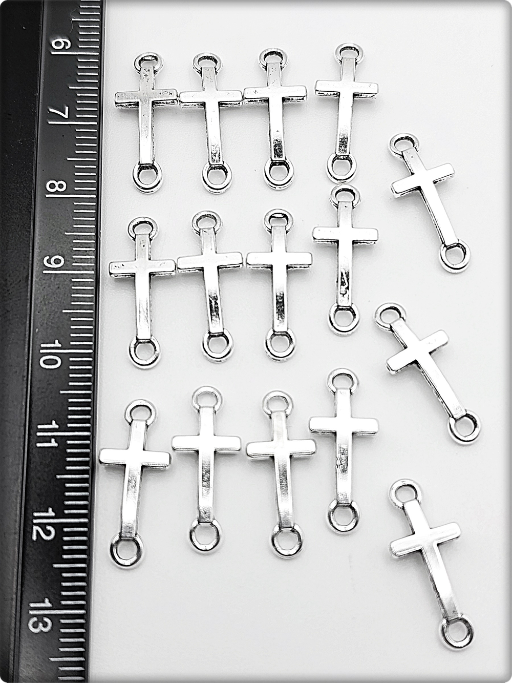 Коннекторы "Кресты" для создания украшений.