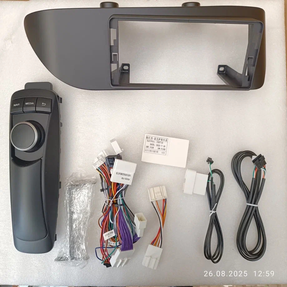 Магнитола для Lexus ES250 2012-2015 (взамен монохром экрана) - Carmedia SF-16ESL монитор 12.3" в стиле BMW на Android 11, CarPlay, 4G SIM-слот