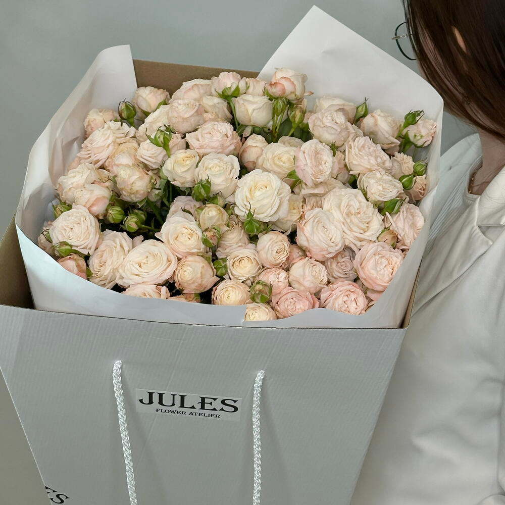 Букет из пионовидных роз «Бомбастик» 25 шт