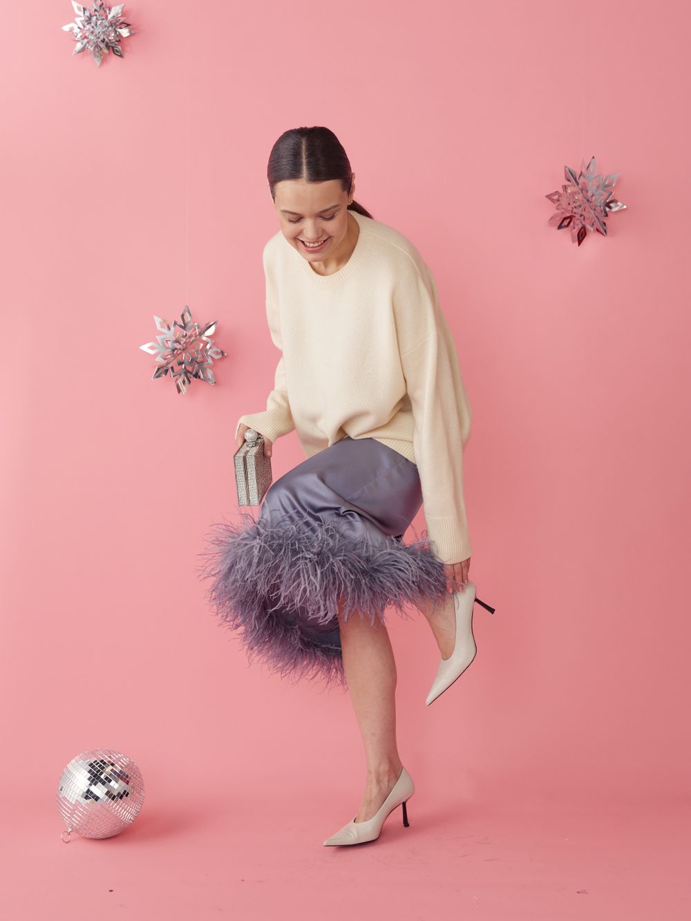 ЮБКА САТИНОВАЯ С ПЕРЬЯМИ GREY