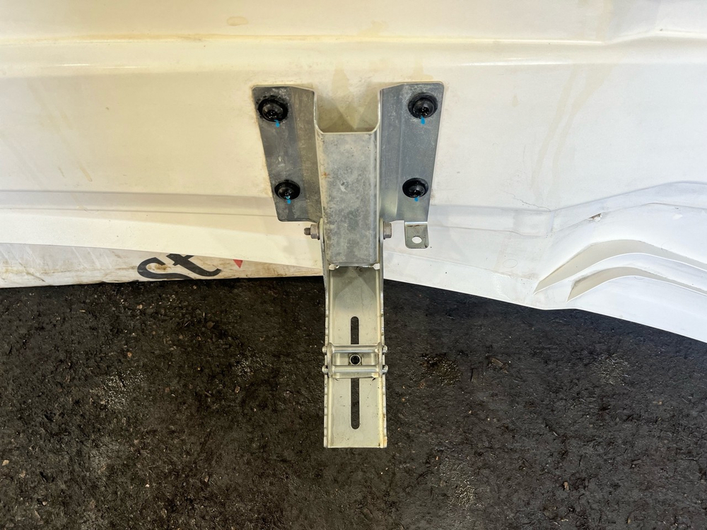 Спойлер кабины верхний 2023 г.