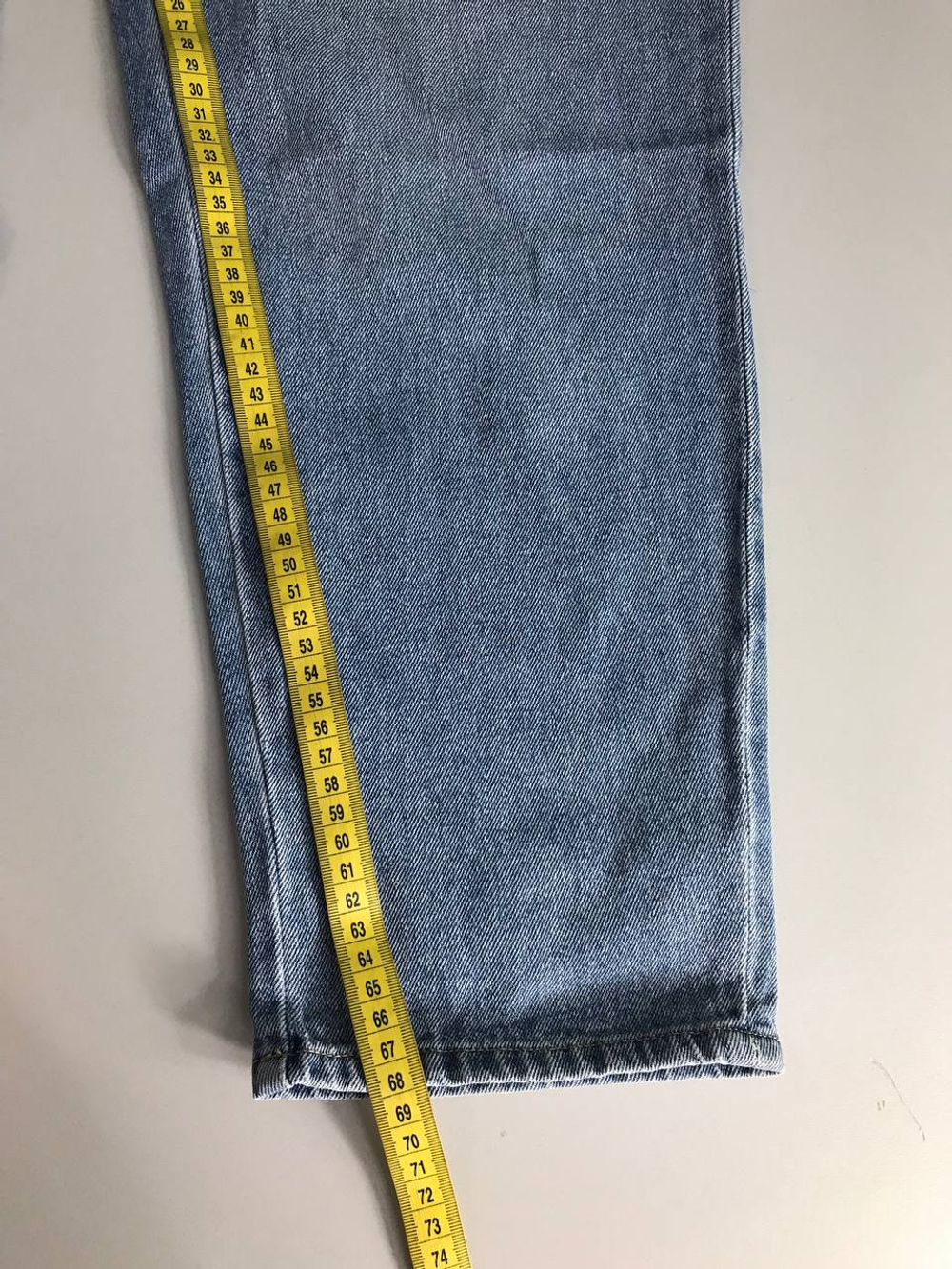 Джинсы H&M свободного кроя, маркировка 42, визуально на 48 размер