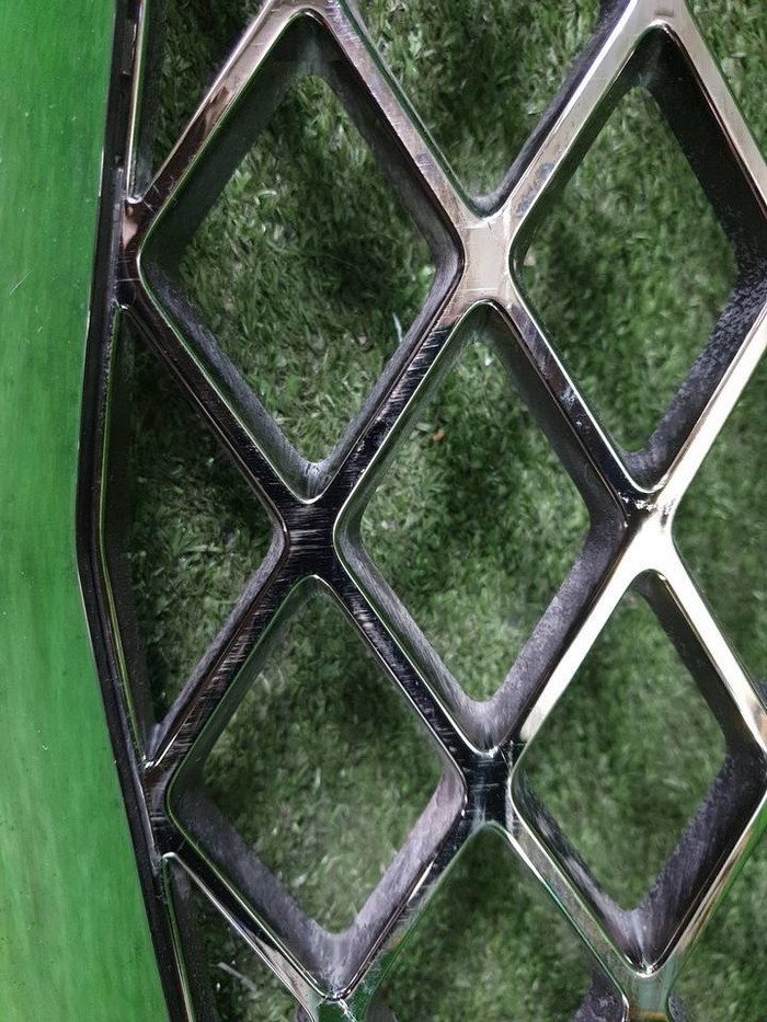 Решетка радиатора Genesis GV70 (2020-н.в.)