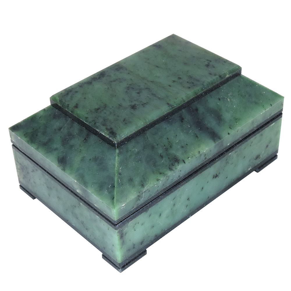 Ларец из натурального камня