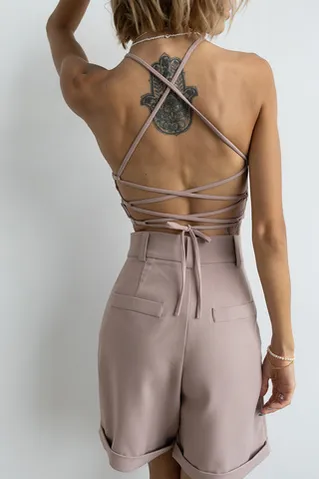 Топ с завязками сзади цвета розовое латте