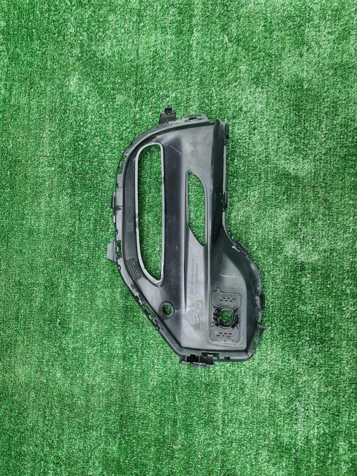 Накладка ПТФ правая BMW X5 G05 (18-23) M-paket