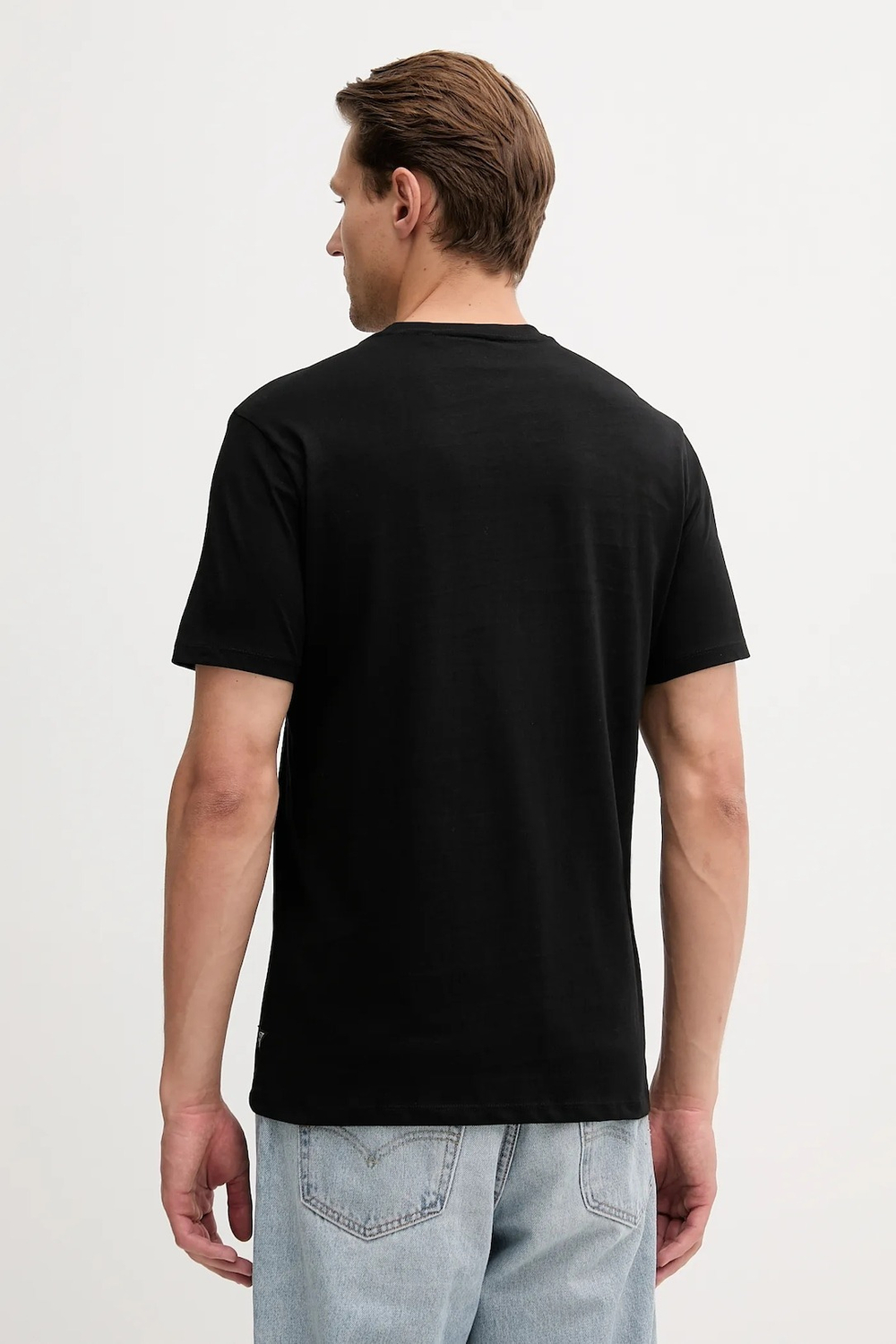 Футболка мужская GUESS