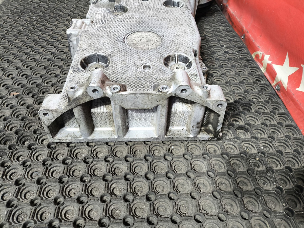 Поддон масляный двигателя