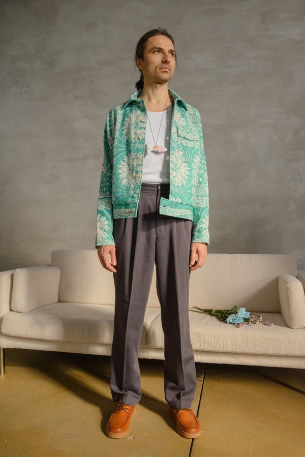 Куртка Укороченная с Крупными Белыми Цветами/White Flowers Cut Jacket голубая - фото 3