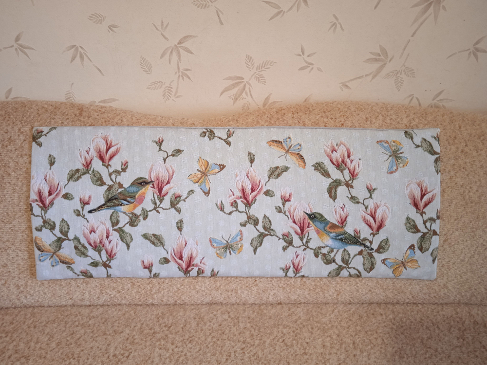 Декоративный гобеленовый чехол Магнолия 34х87