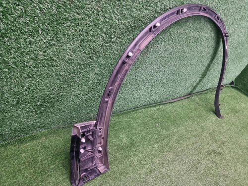 Расширитель передний левый VW Touareg 3 (18-нв)