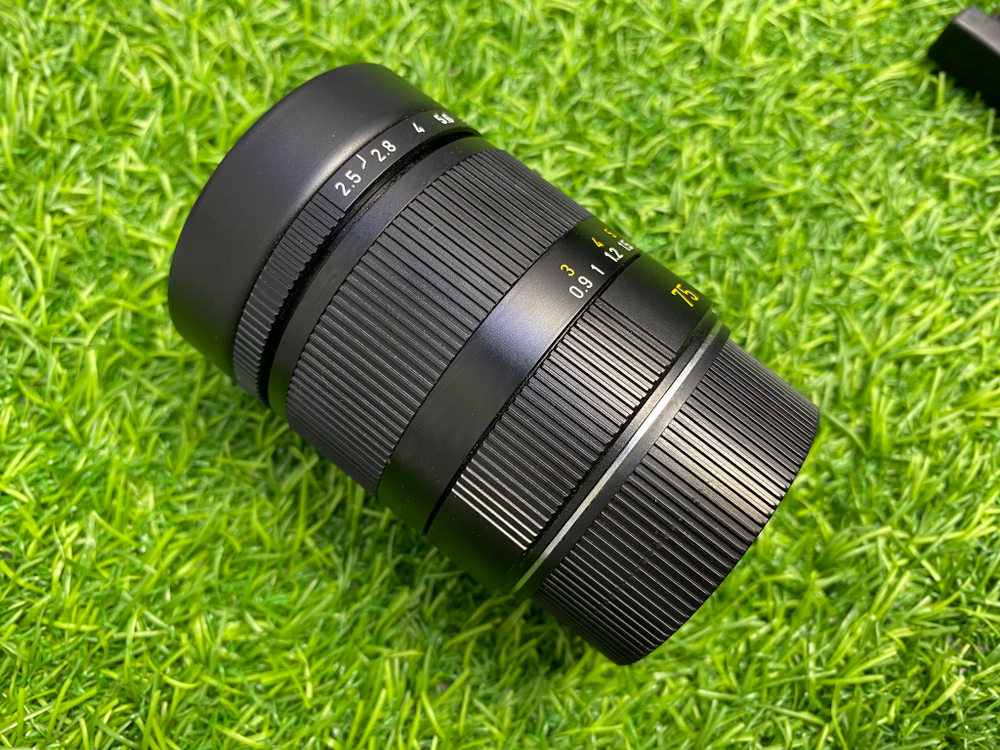 Объектив Leica Summarit-M 75mm 2.5