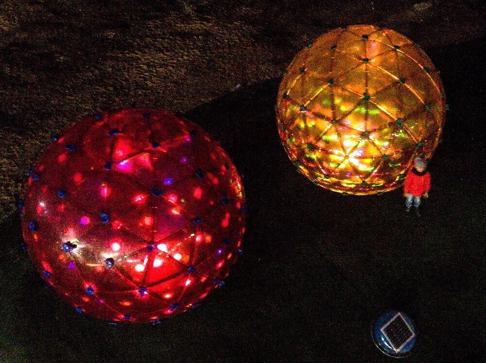 Шар скалодром (диам. 3 м), выс. 1,75 м