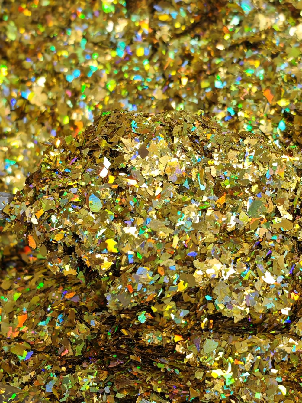 Хлопья - слюда 88807 Золото голографик - для литья изделий и творчества