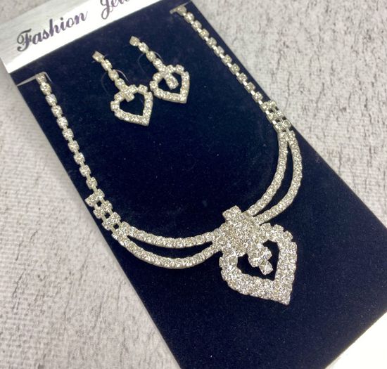 Комплект украшений, серьги + колье