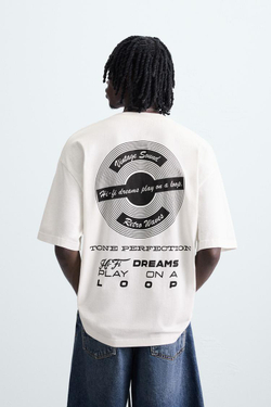 ZARA ФУТБОЛКА С ГРАФИЧЕСКИМ ПРИНТОМ, БЕЛЫЙ