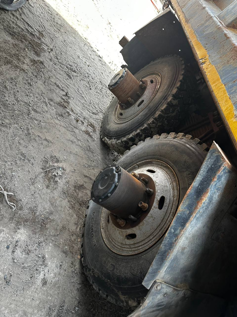 FAW J6 6x6 Самосвал CA3250P66K24L1TE5 (Дизельный, 11,1 л, 420 л.с., МТ)