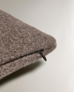 Zara Home наволочка декоративная из шерсти, коричневый