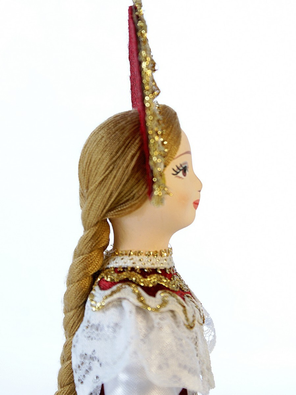 Кукла коллекционная Русская красавица в национальном костюме