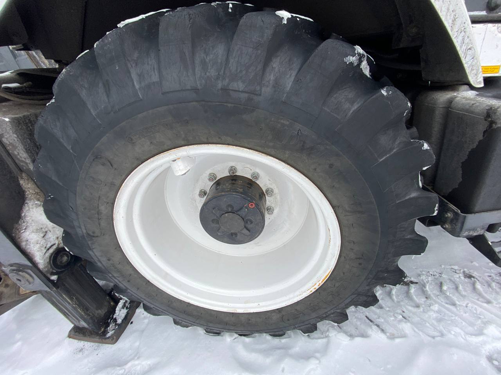 TRM B4X Экскаватор-погрузчик B4X (Дизельный, 4.4 л, 101 л.с. АТ)