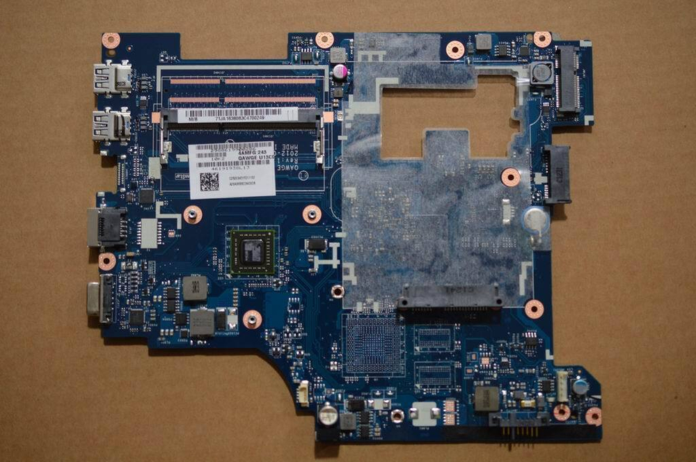 Материнская плата для ноутбука Lenovo G585 QAWGE UMA C60 HDMI (90000499), оригинал