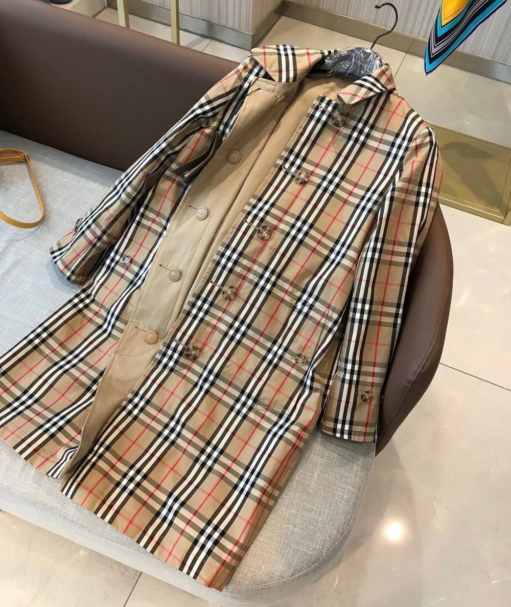 Двусторонний плащ Burberry