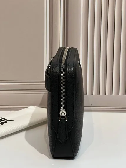 Мини-мессенджер Montblanc Sartorial