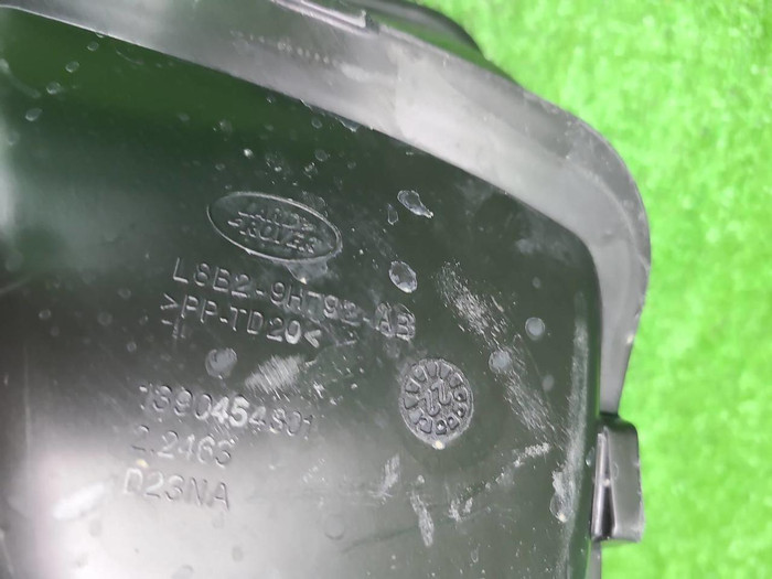 Воздуховод Land-Rover Defender 2 L663 (2019-н.в.)