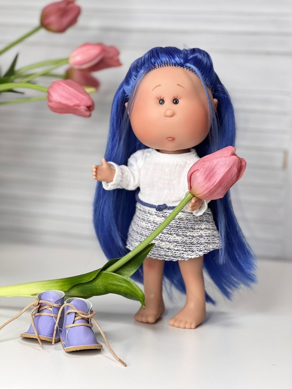 Кукла Nines виниловая 30см MIA (3429K)