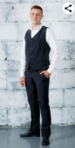 Жилет для мальчика серый класический 122