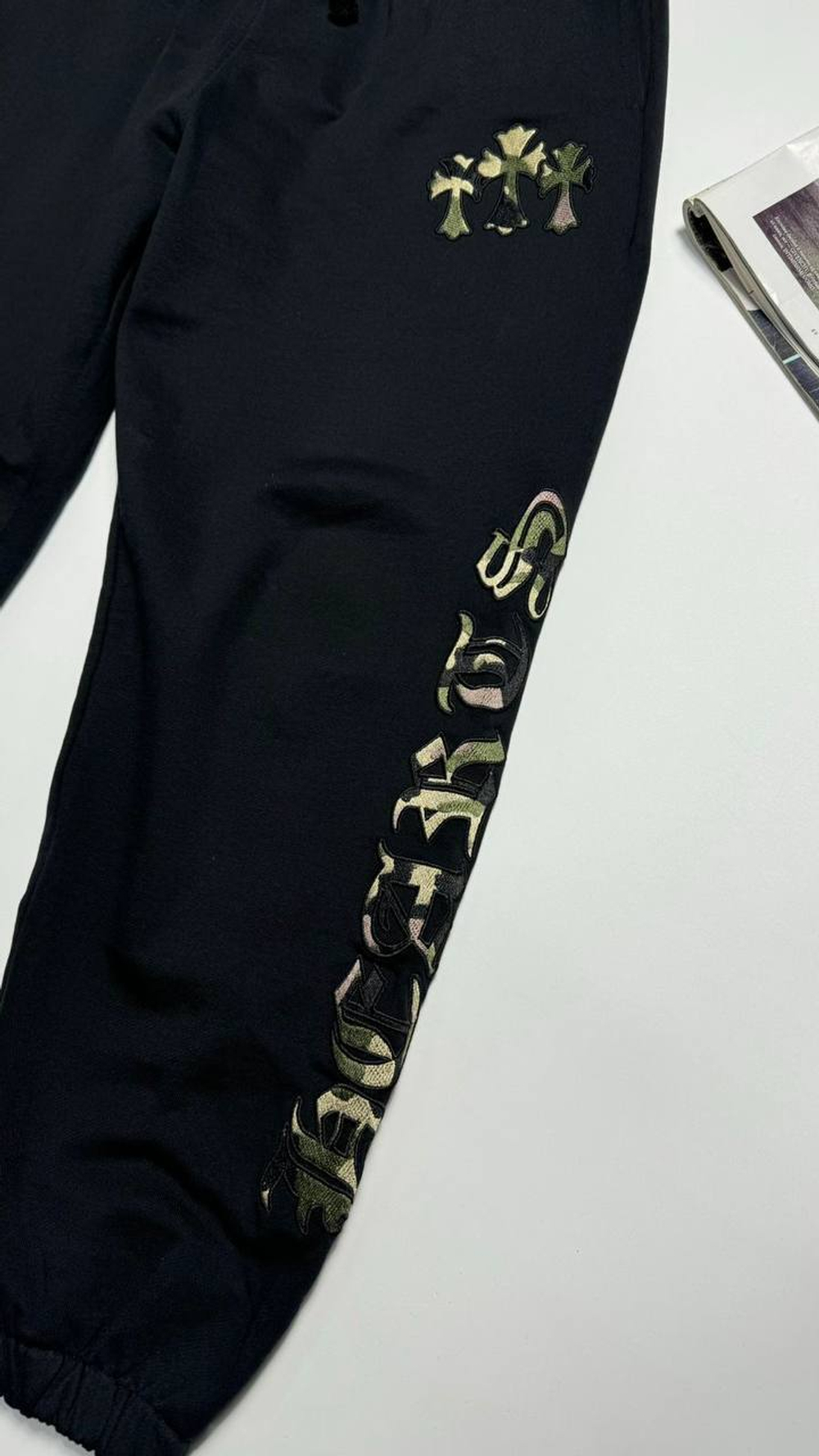 Спортивные штаны Chrome Hearts