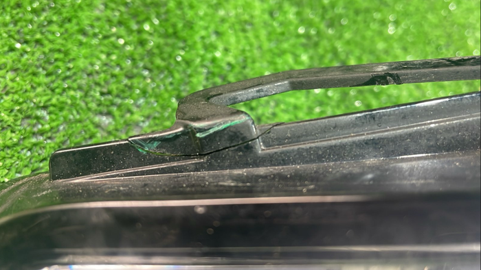 Стекло фары правое Toyota Camry xv70 (2017-2021)