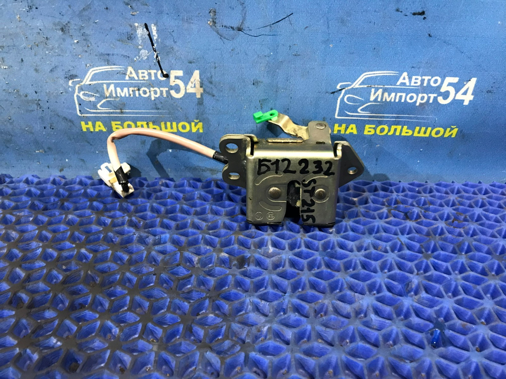 Замок багажника TOYOTA CALDINA 1997-2002