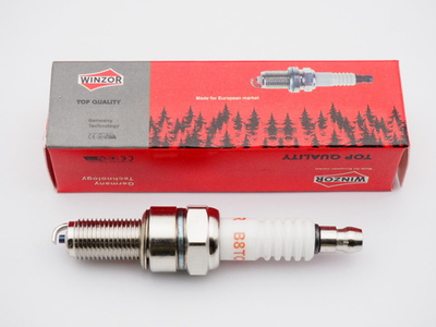 Свеча зажигания F7TC (M14-1.25-мм, L:80/17-мм, ключ:21, длинная юбка) [Winzor]
