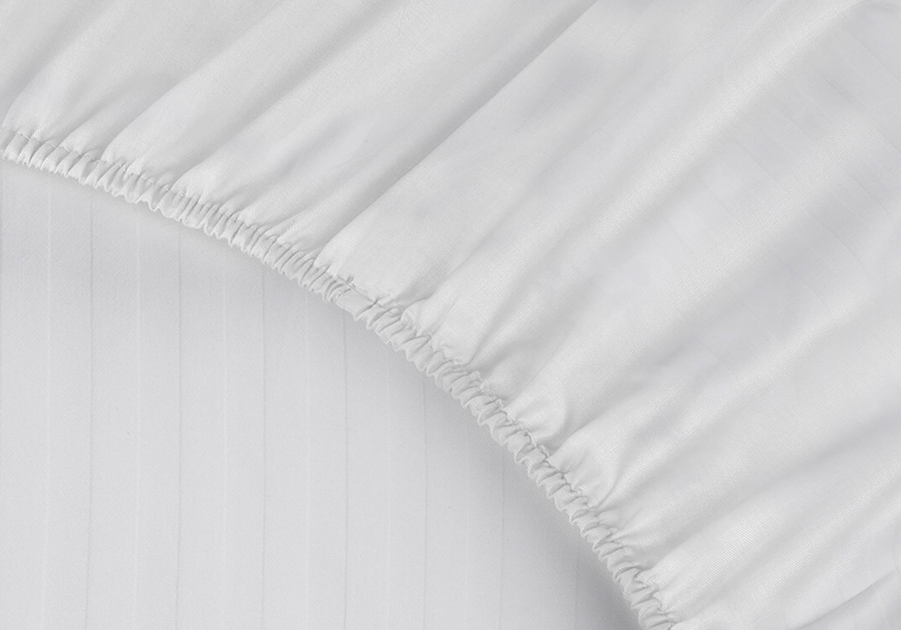 Простыня Plus на резинке