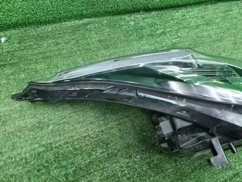 Битая Фара правая Kia Ceed 2 (2012-2018) галоген