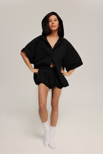 Шорты с отворотами