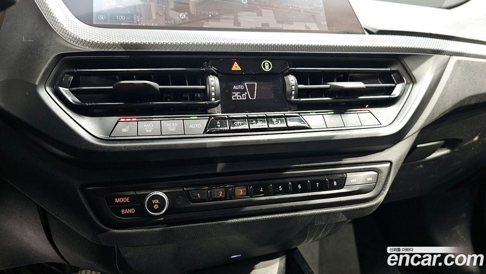 BMW 1 Series (F40) 120i Advantage (04.2022)