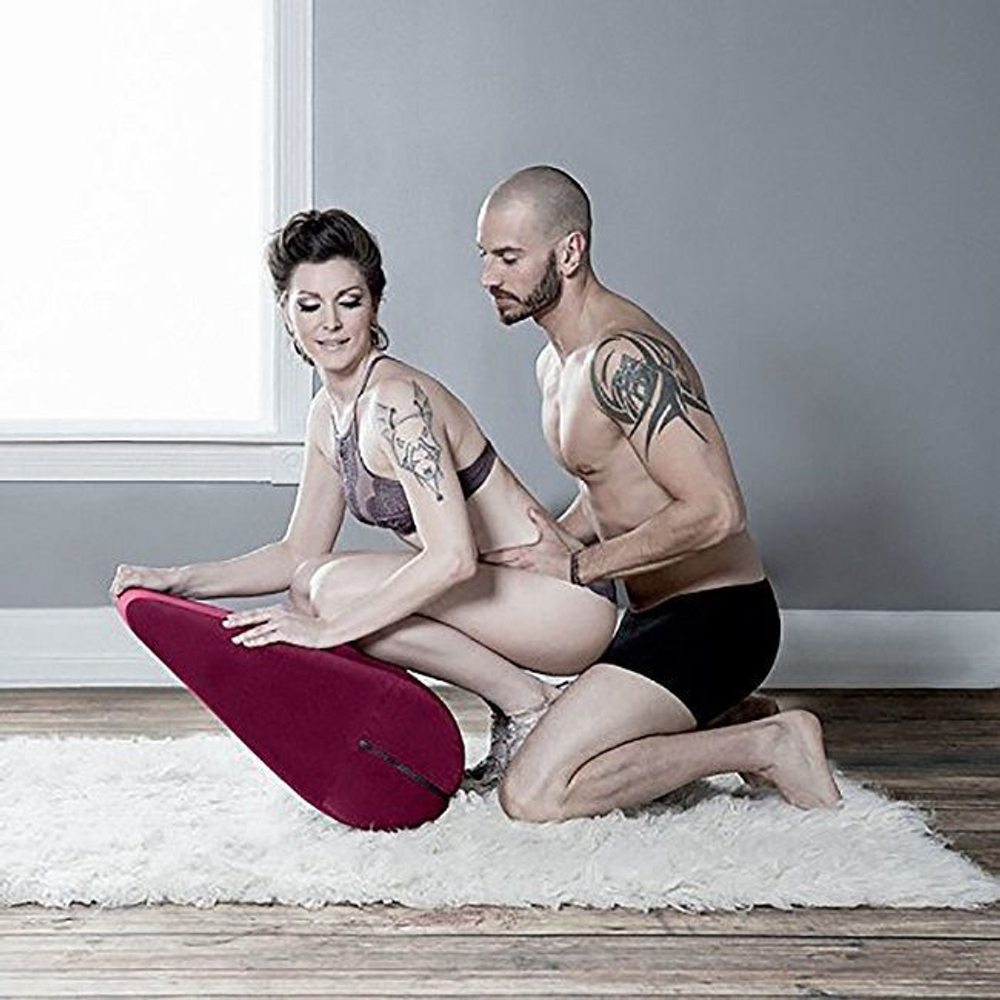 Бордовая вельветовая подушка для любви Liberator Rockabilly (Цвет: бордовый)