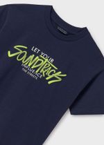 две футболки