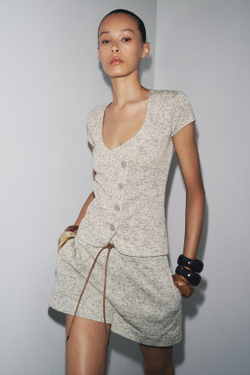 ZARA БЕРМУДЫ В СТИЛЕ РУСТИК С ПОЯСОМ, ЗЕЛЕНЫЙ / ЭКРЮ