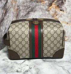 Косметичка Gucci GG Supreme Savoy