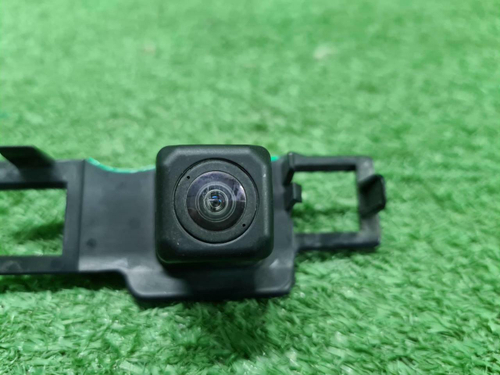 Камера задняя Toyota Camry 7 XV50 (2014-2018)