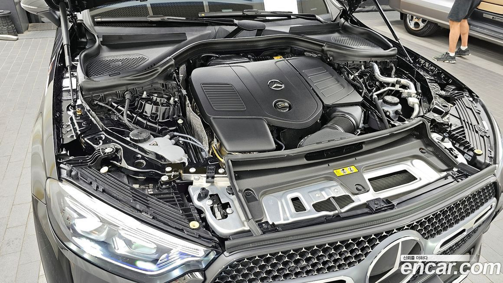 Mercedes-Benz GLC-Class X254 GLC300 4MATIC Coupe (04.2024)